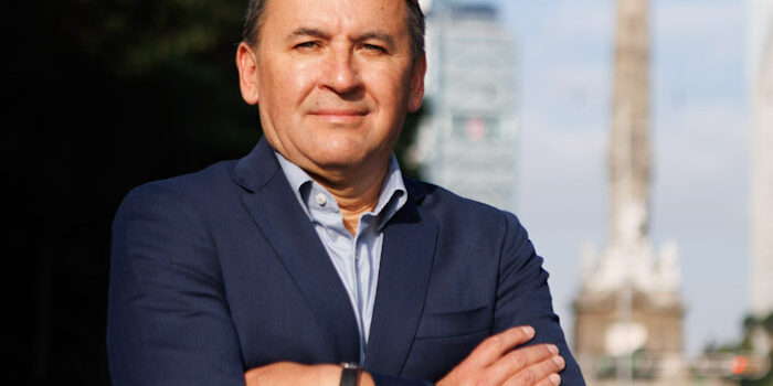 Diego González Adopción de IA Internet Inteligencia Artificial