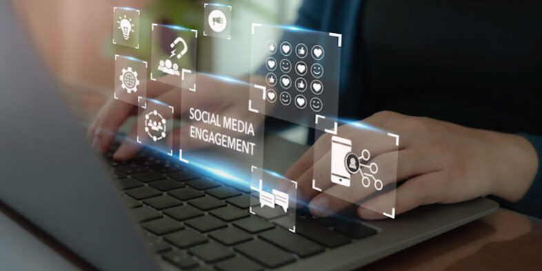 Social,Media,Engagement,,Digital,Marketing,Concept.,Working,On,Computer,For IA Comunidades