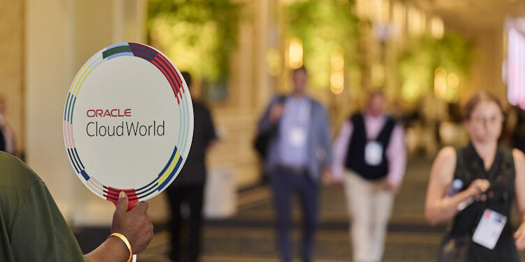 Oracle Cloud World Oracle