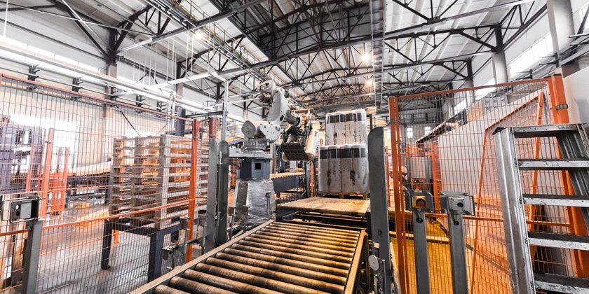 Manufacturing factory, modern high-tech production Sistemas Automáticos de Rechazo y Clasificación