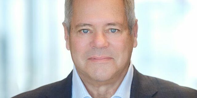 Headshot2_Mark+Bishof Medalia