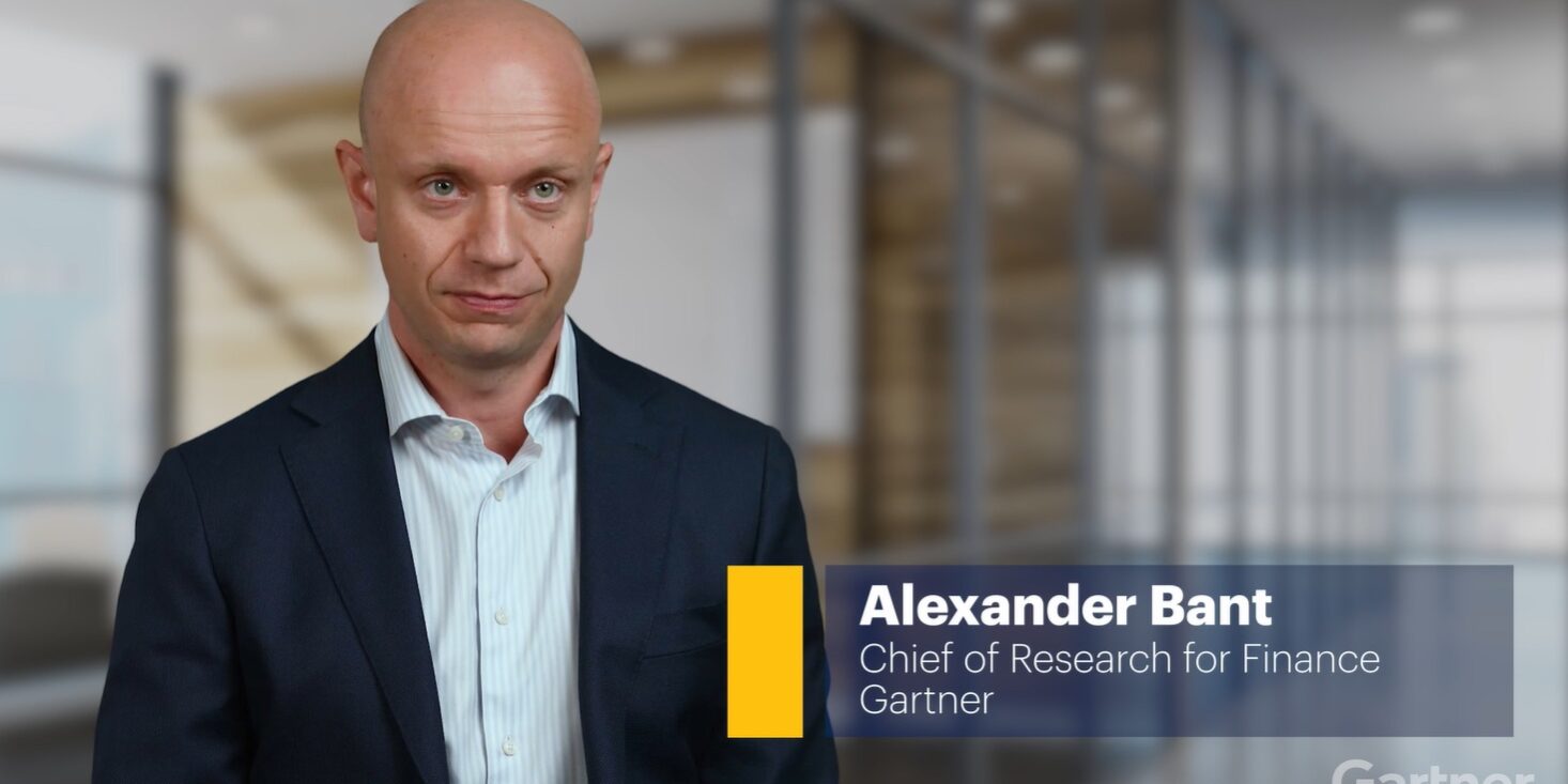Alexander Bant Chief of Research for Finance Gartner Alta dirección