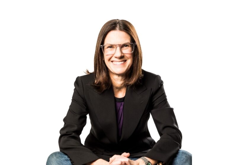 Amy Hogan-Burney, VP de Seguridad y Confianza del Cliente de Microsoft seguridad postcuántica