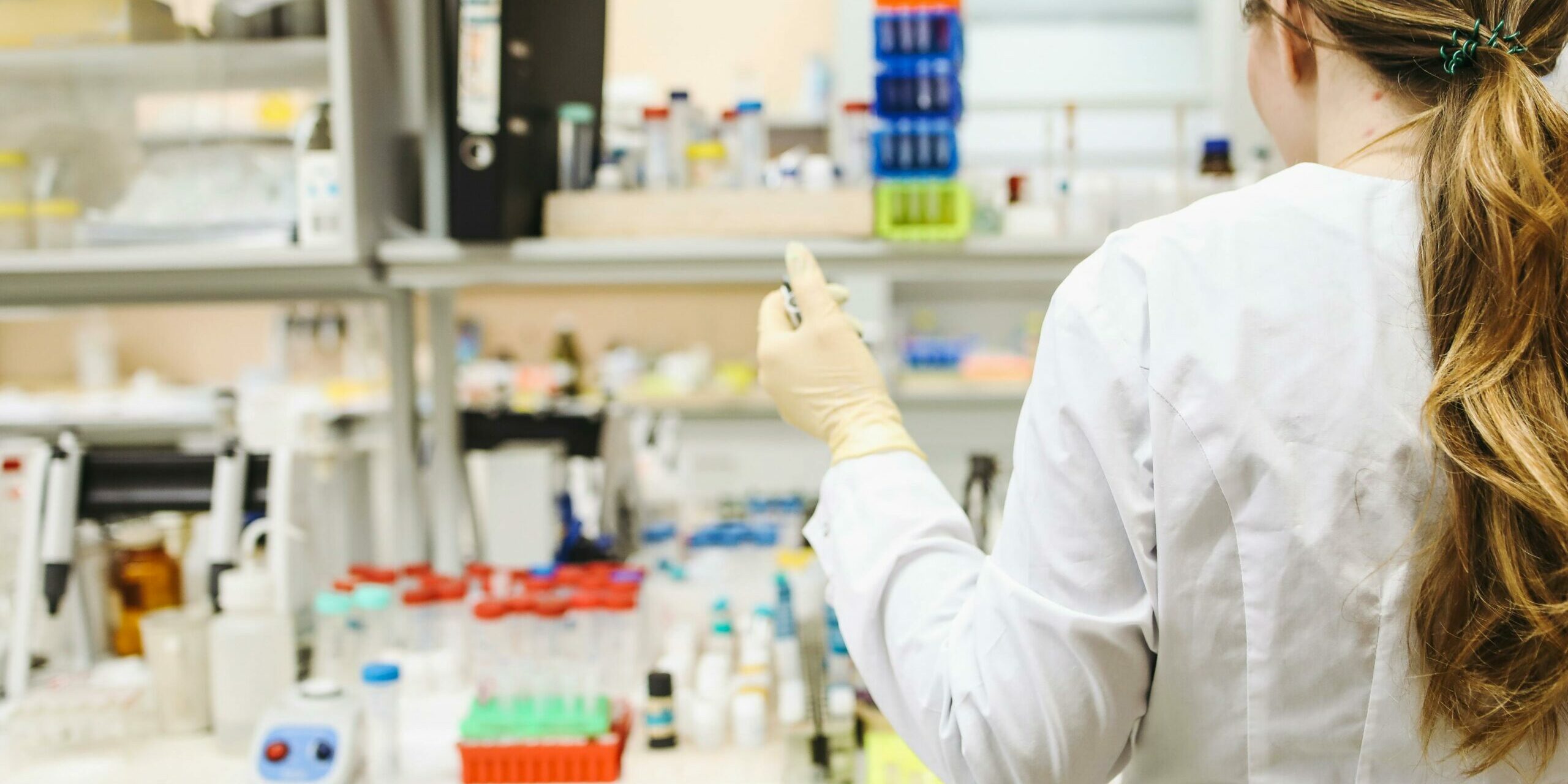 pexels-polina-tankilevitch-3735782 Pfizer